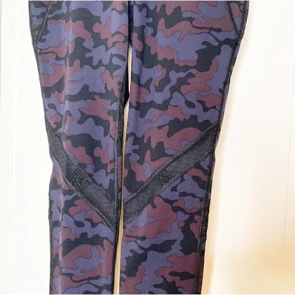 Splits 59 Purple Blue Camo Leggings 7/8 Length Mesh Cut Out Women’s Size Small S
